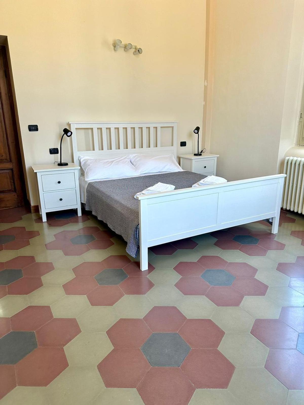 La Castellina Della Fontana - Grande Casa Vacanza Monticchio  Luaran gambar